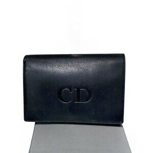 Christian Dior CD Icon bifold Wallet in Black Grained Calfskin